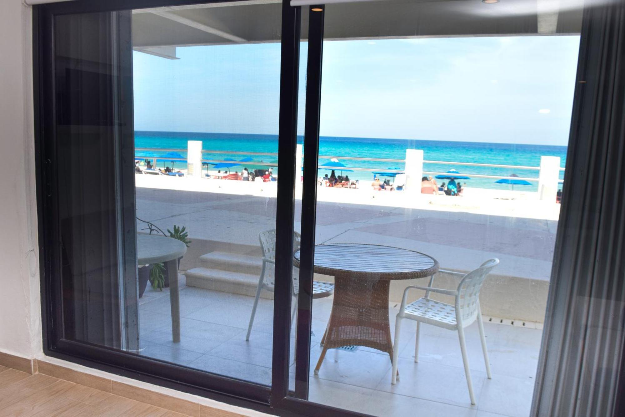 Ocean Front Villa, Locacion In Zone *