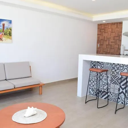 Ocean front Villa, best locacion in hotel zone Cancún Exterior foto