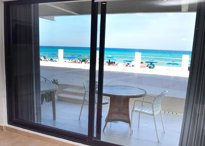 Ocean front Villa, best locacion in hotel zone